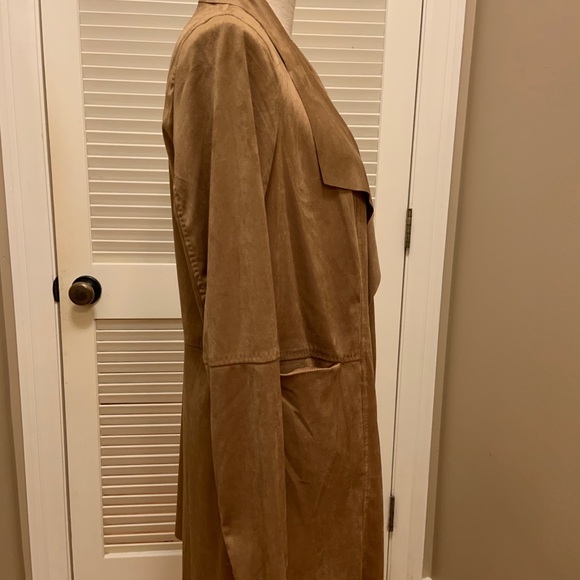 Max Studio Luce Faux Suede Topper - Picture 3 of 10